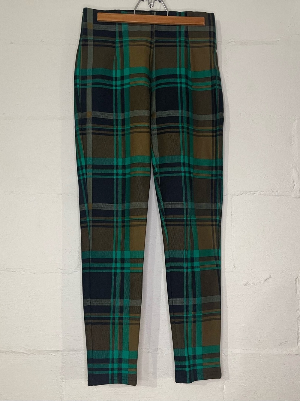 Investments Green, Teal & Black Plaid Leggings